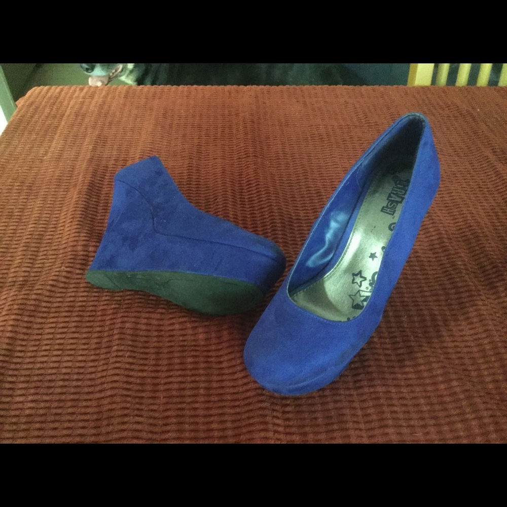 Women’s Shoes